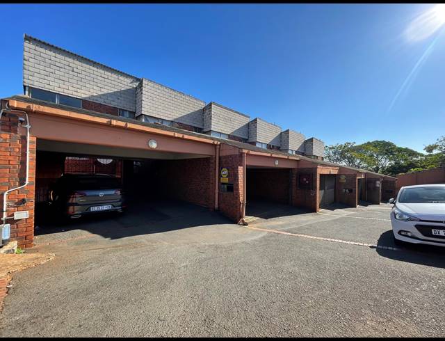 3 BEDROOM DUPLEX FOR SALE IN ISIPINGO HILLS